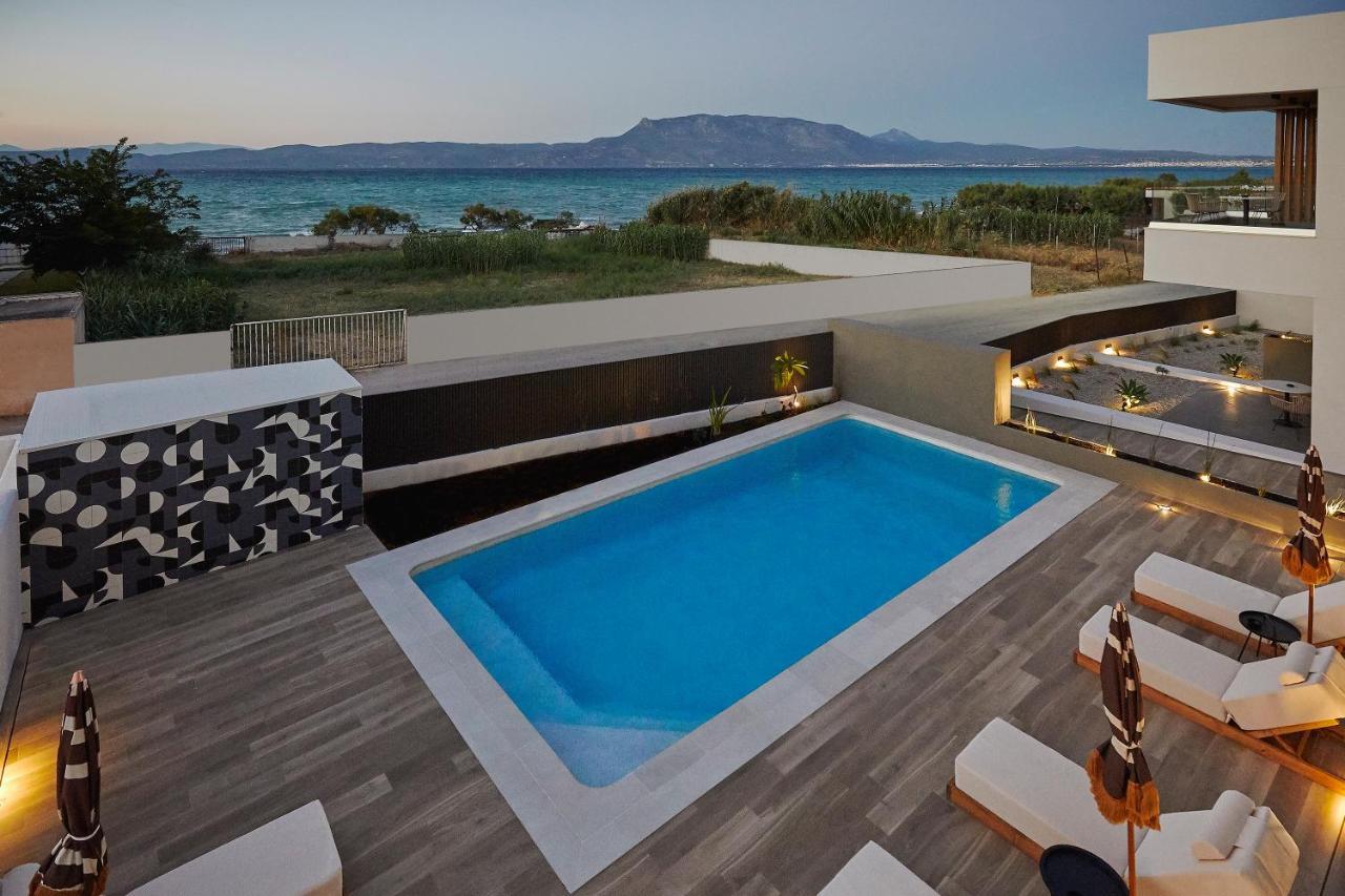 Mare Suites Lechaio 외부 사진