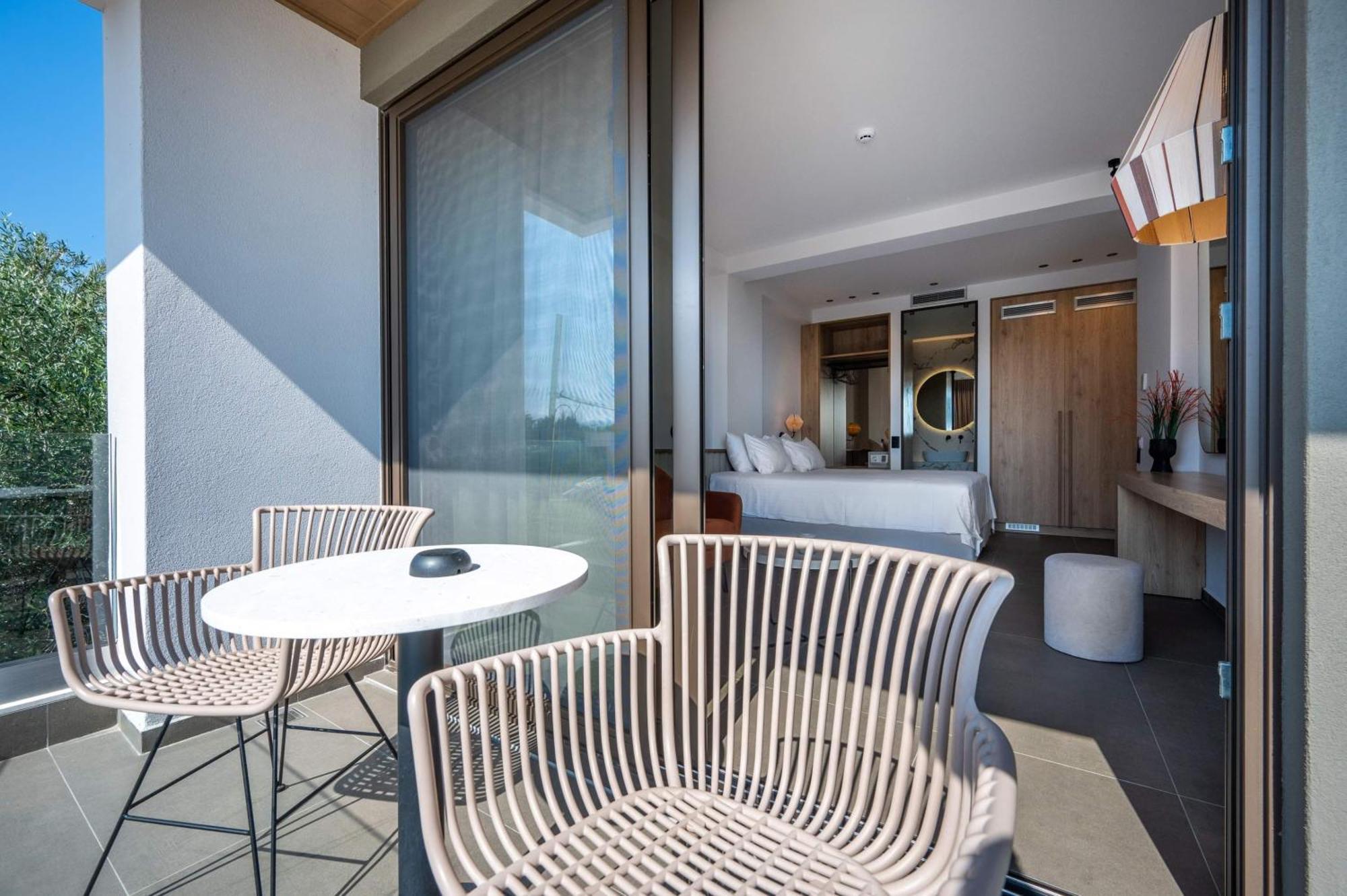 Mare Suites Lechaio 외부 사진